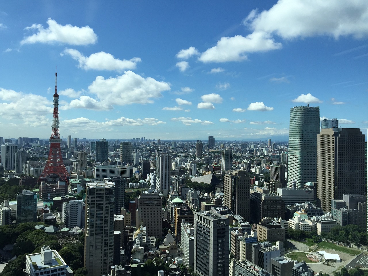 銀川恒大帝景最新房價(jià)動(dòng)態(tài)及市場走勢，購房指南與趨勢分析