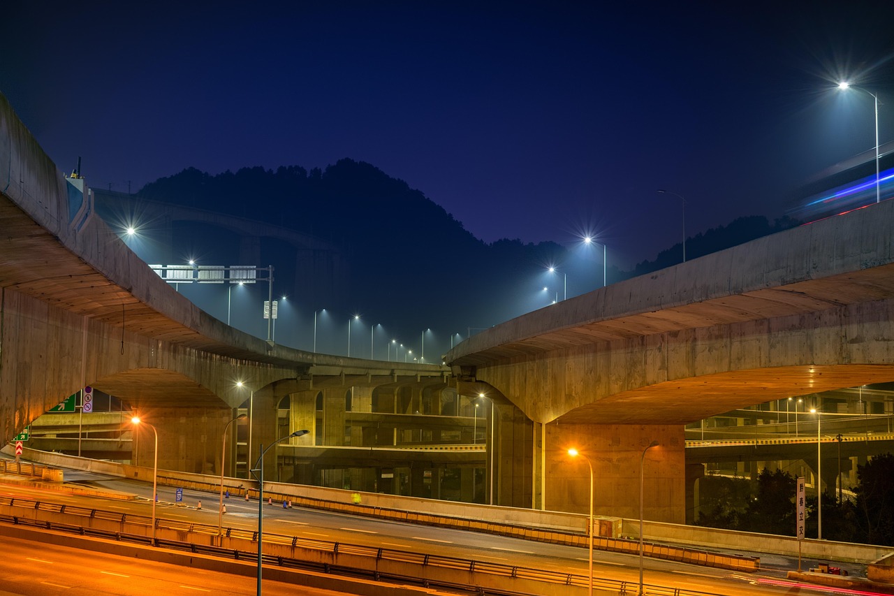 G8515高速公路最新動態(tài)揭秘，建設(shè)進展、路況信息及未來規(guī)劃一網(wǎng)打盡