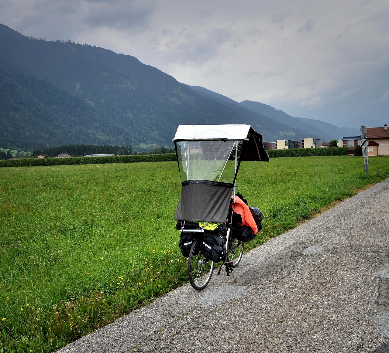 心藝電動車2016最新款，無界之旅的探索之旅