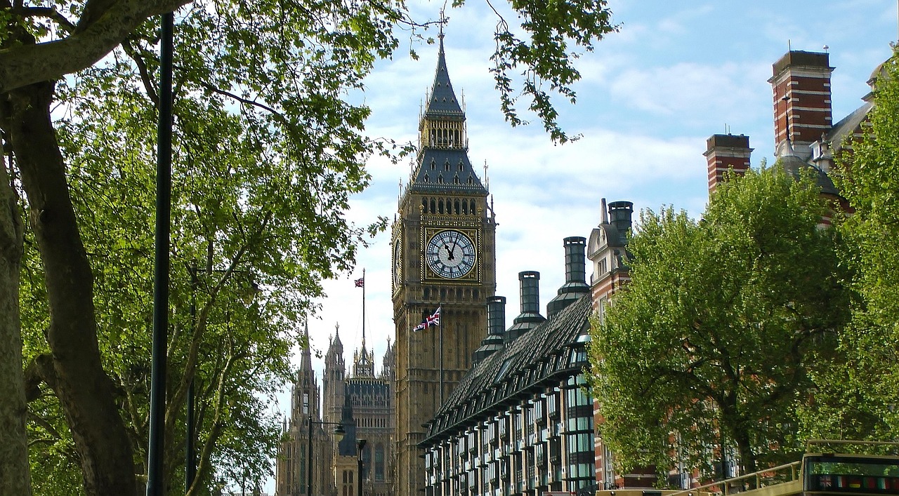 英國簽證最新動(dòng)態(tài)，更新內(nèi)容及其影響分析